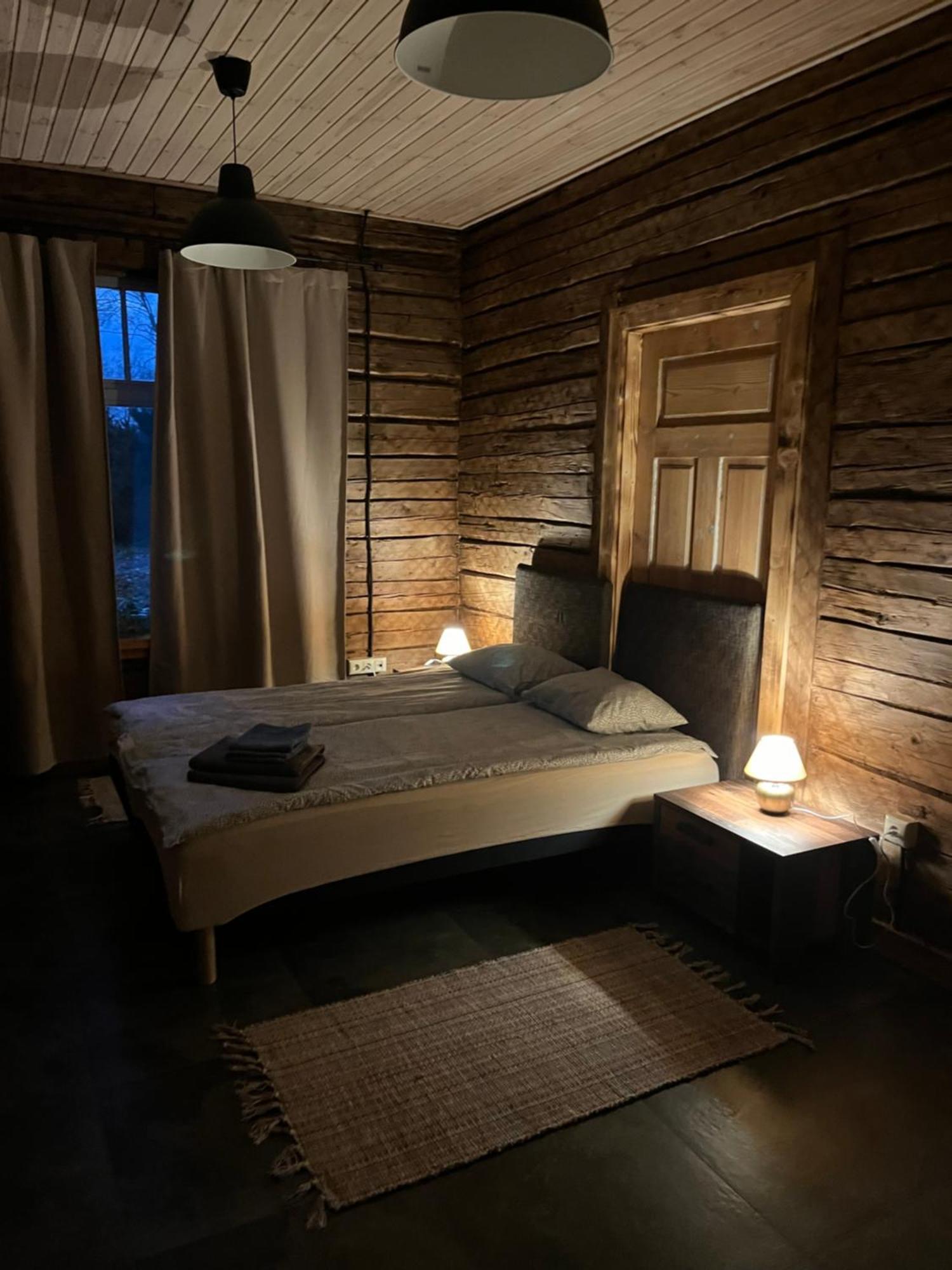 Auberge de jeunesse Kivimaee Turismitalu à Taagepera Extérieur photo
